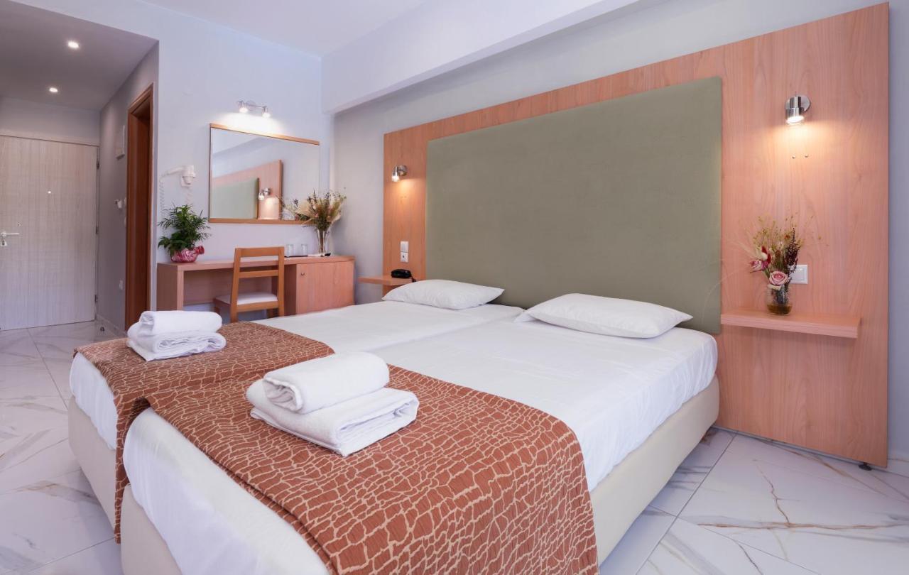 Hotel Punta Екстериор снимка