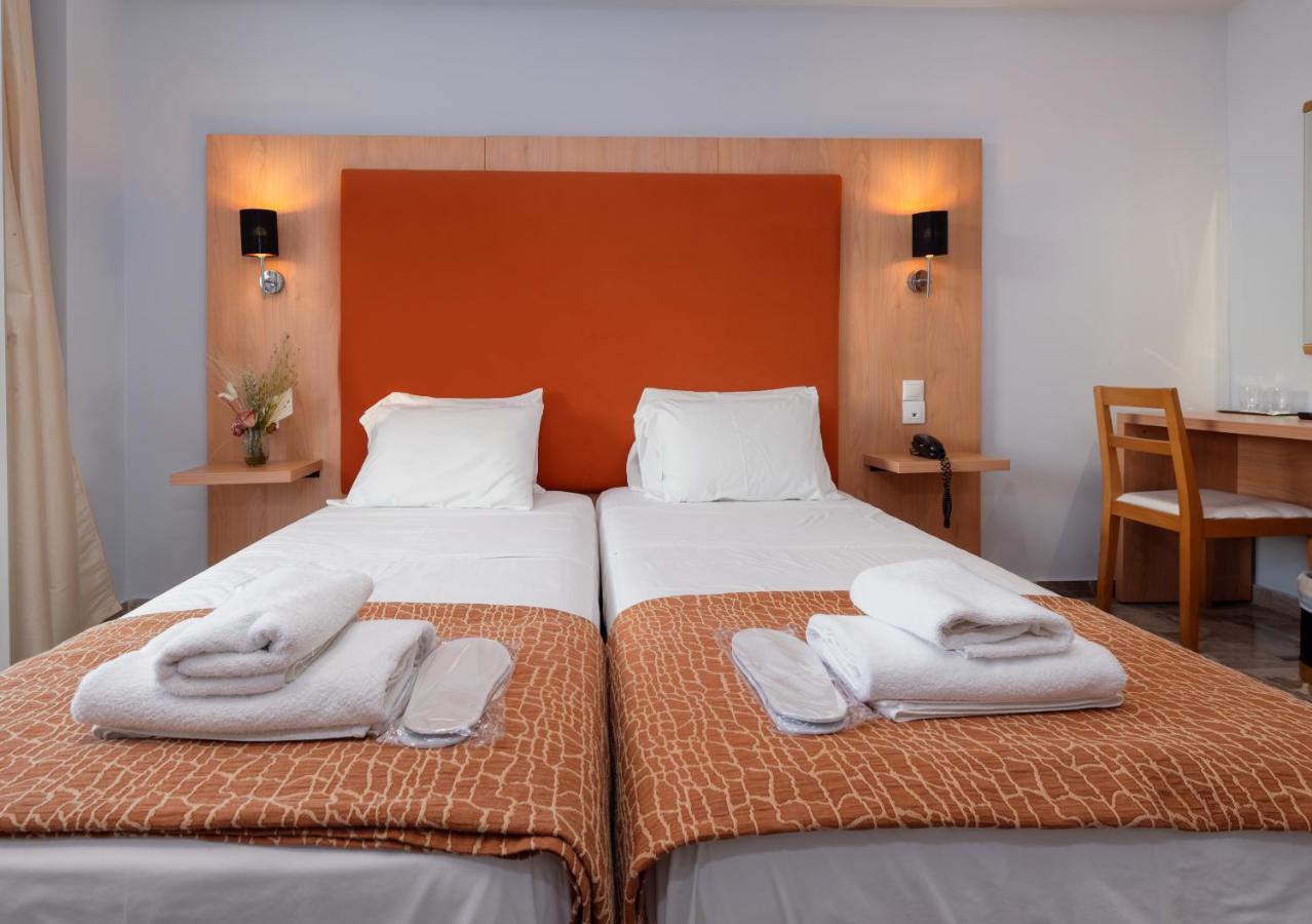Hotel Punta Екстериор снимка