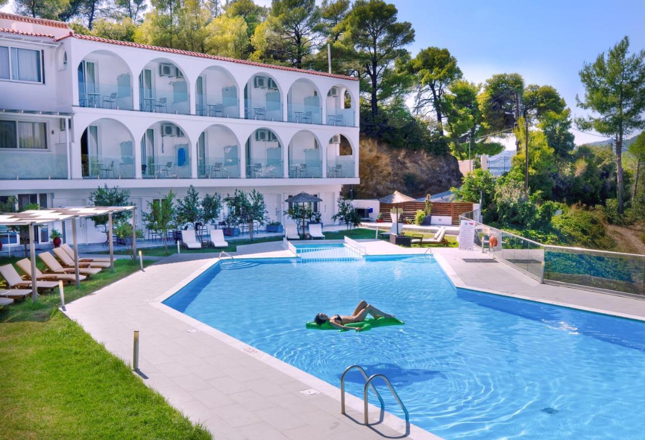 Hotel Punta Екстериор снимка