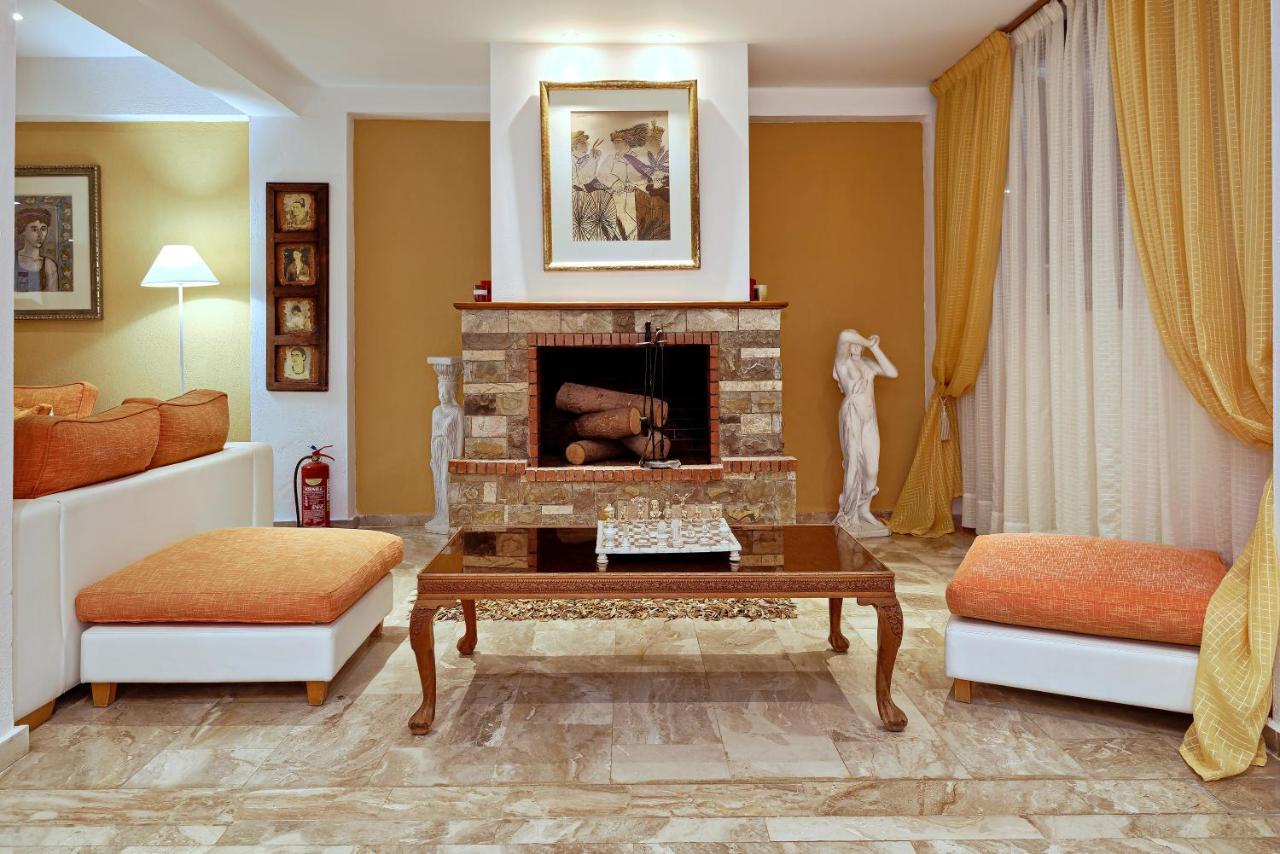 Hotel Punta Екстериор снимка