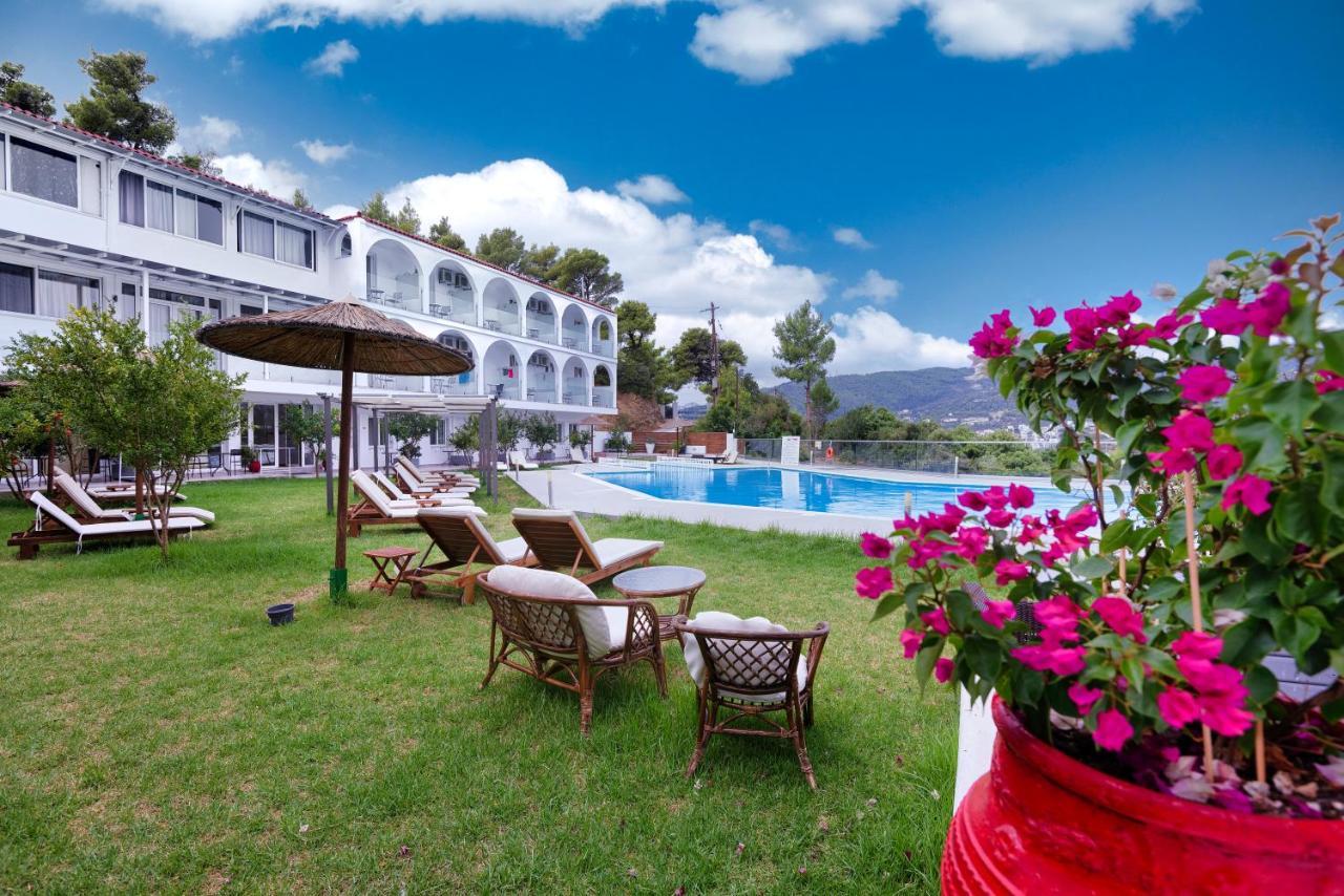 Hotel Punta Екстериор снимка