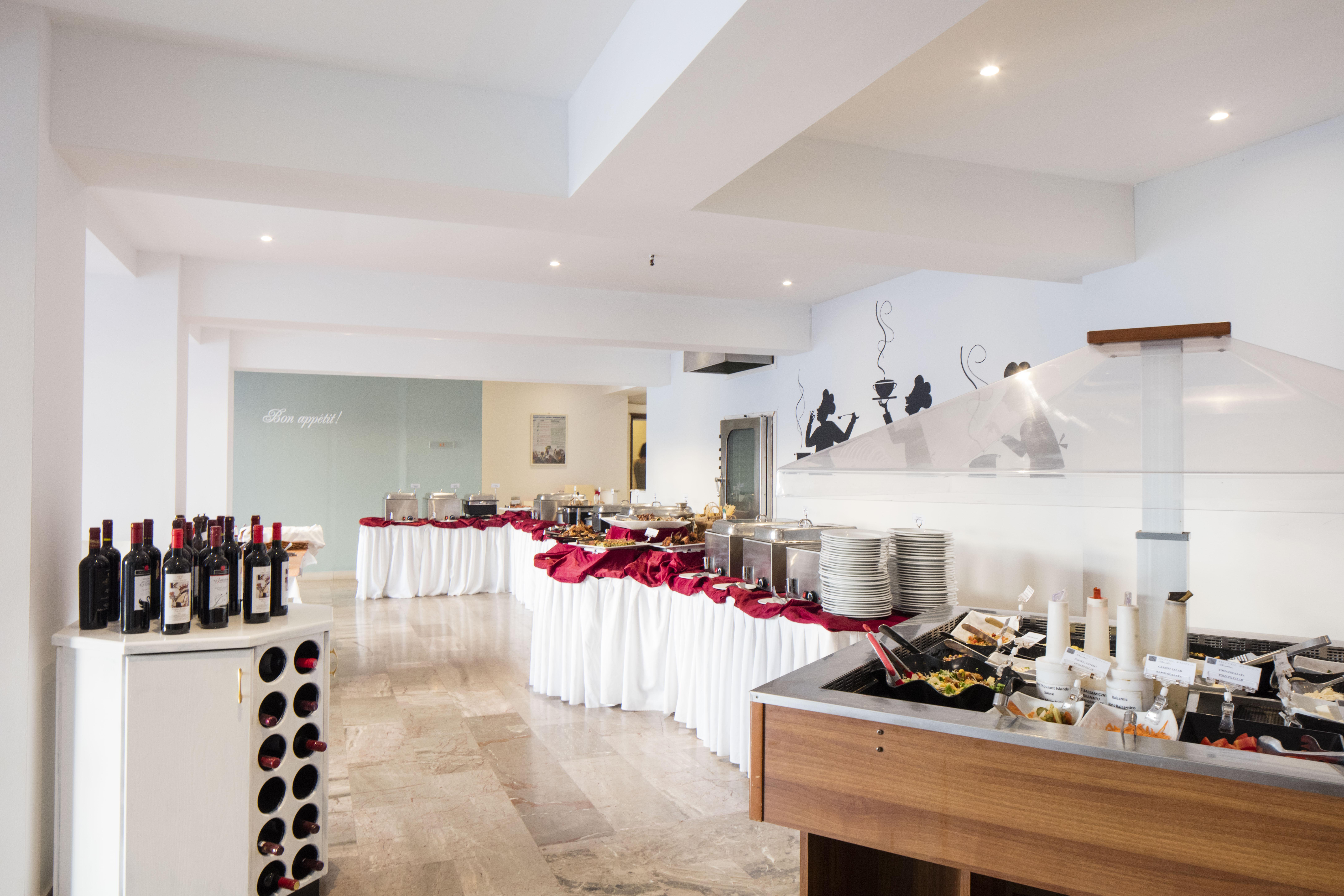 Hotel Punta Екстериор снимка