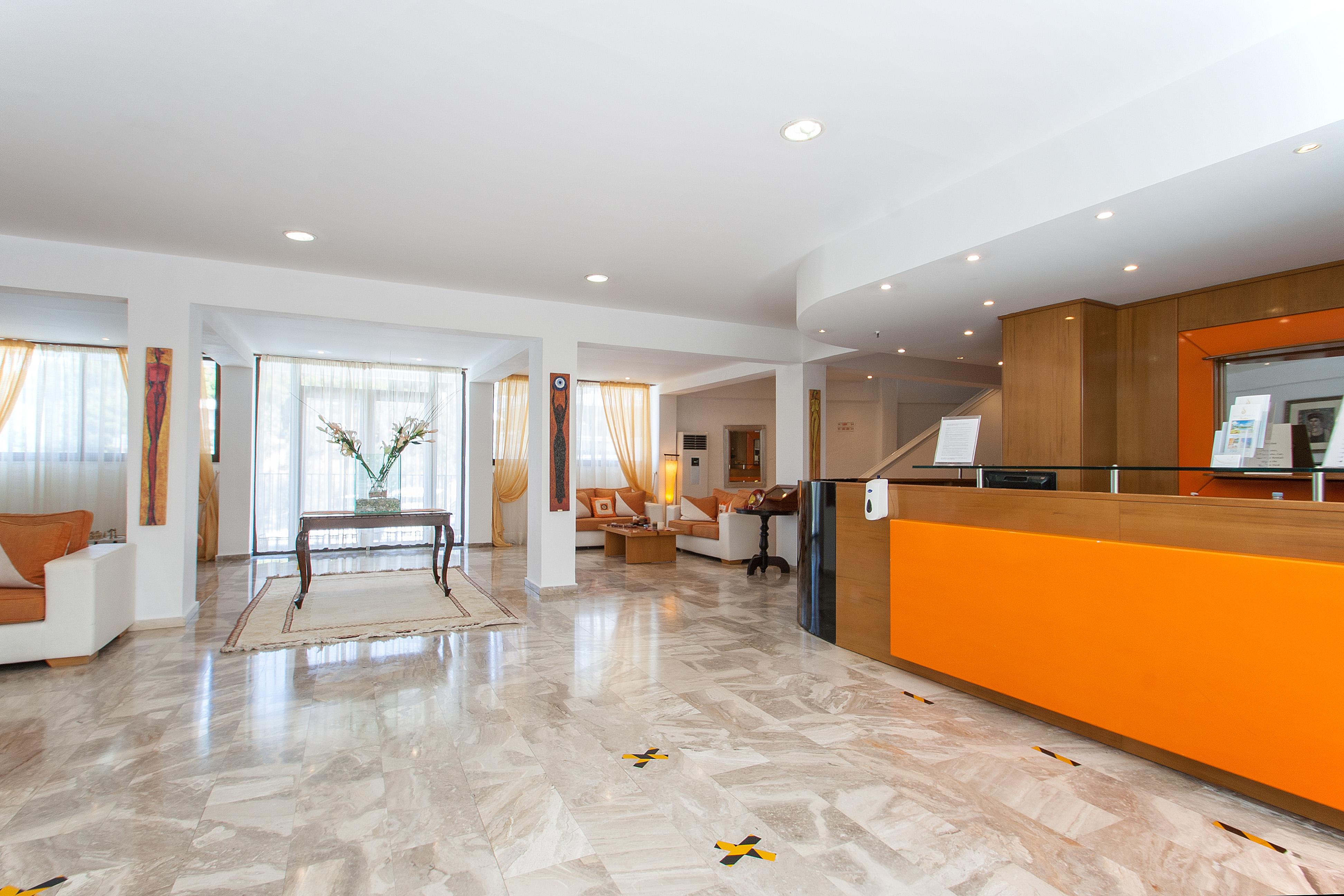 Hotel Punta Екстериор снимка